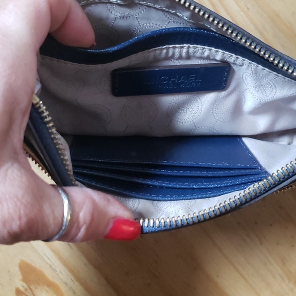 Michael Kors Large Wristlet - Picture 3 of 8